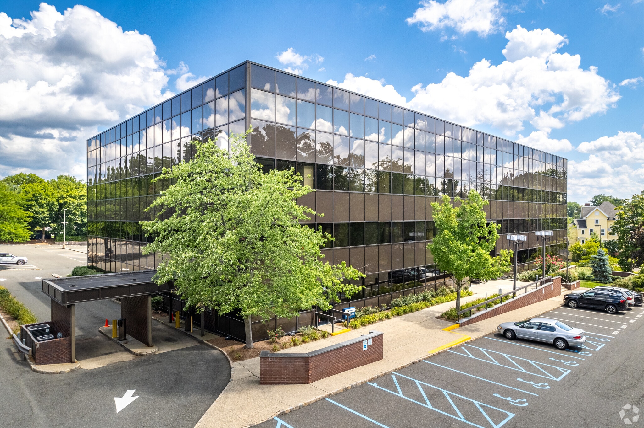10 Madison Ave, Morristown, NJ for lease Primary Photo- Image 1 of 13