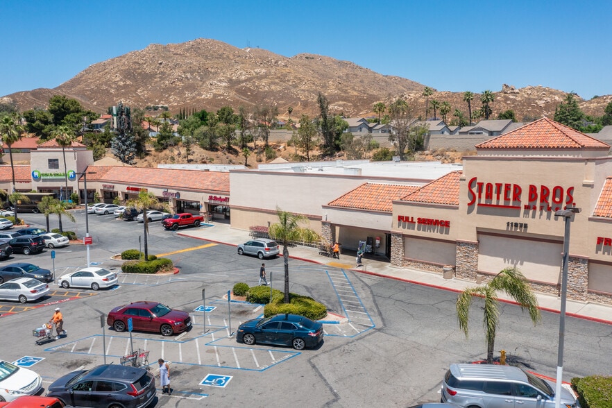 11875 Pigeon Pass Rd, Moreno Valley, CA for lease - Primary Photo - Image 1 of 4