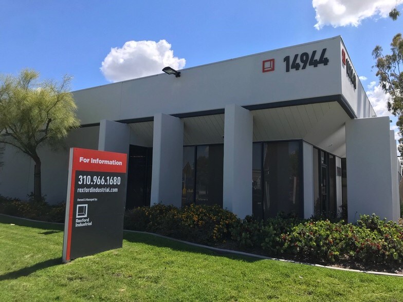 14944 Shoemaker Ave, Santa Fe Springs, CA à louer - Photo du bâtiment - Image 3 de 5