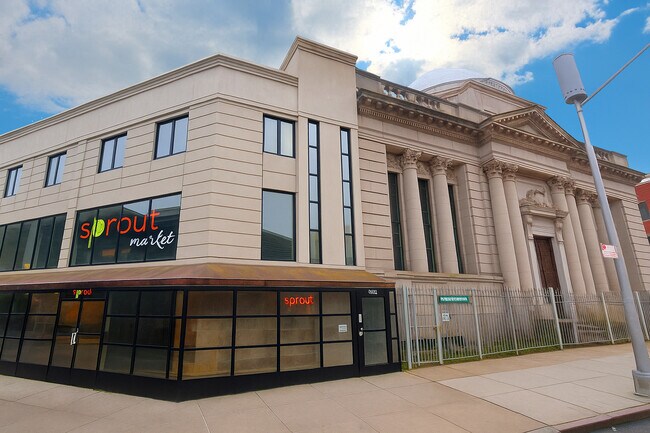 More details for 984 Broadway, Brooklyn, NY - Retail for Lease