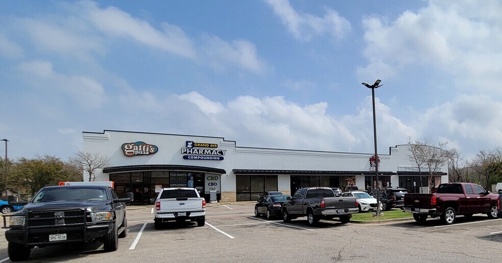 1615 Grand Avenue Pky, Pflugerville, TX à louer - Photo du bâtiment - Image 3 de 9