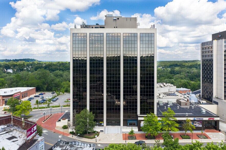 89 Headquarters Plz, Morristown, NJ à louer - Photo du bâtiment - Image 2 de 10