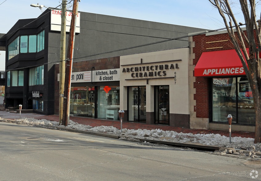 6807-6809 Wisconsin Ave, Bethesda, MD for lease - Building Photo - Image 2 of 5