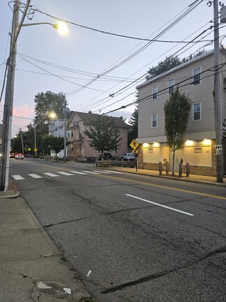 More details for Excellent Vesting Opportunity - 5 Assets – for Sale, Providence, RI