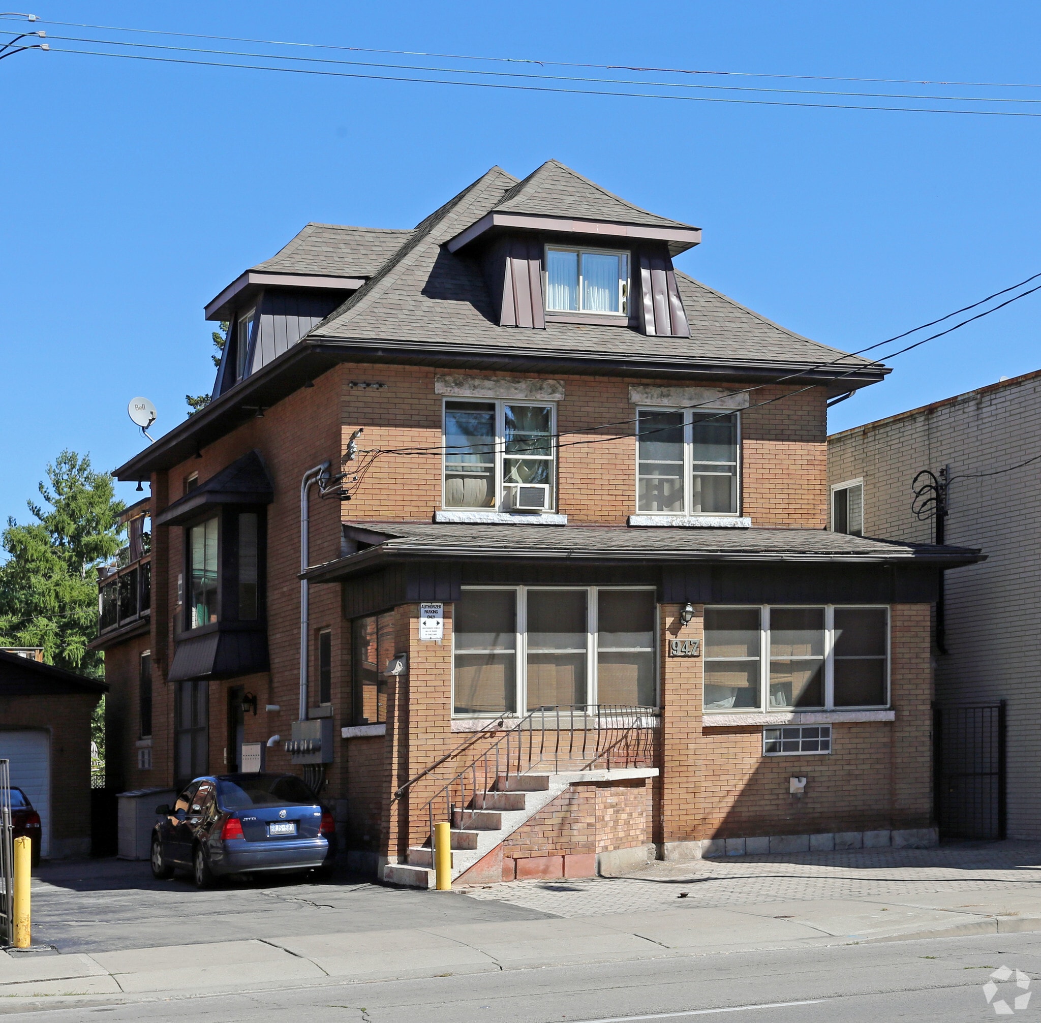 947 Main St E, Hamilton, ON for sale Building Photo- Image 1 of 12