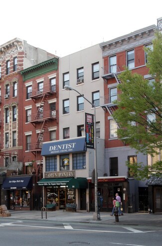 Plus de détails pour 184 2nd Ave, New York, NY - Commerce de détail à louer