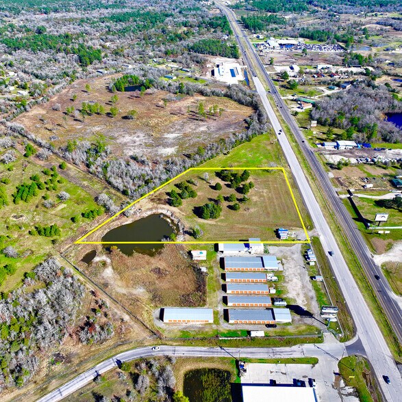 4.83 acres SH 19, Huntsville, TX à vendre - Photo principale - Image 1 de 13