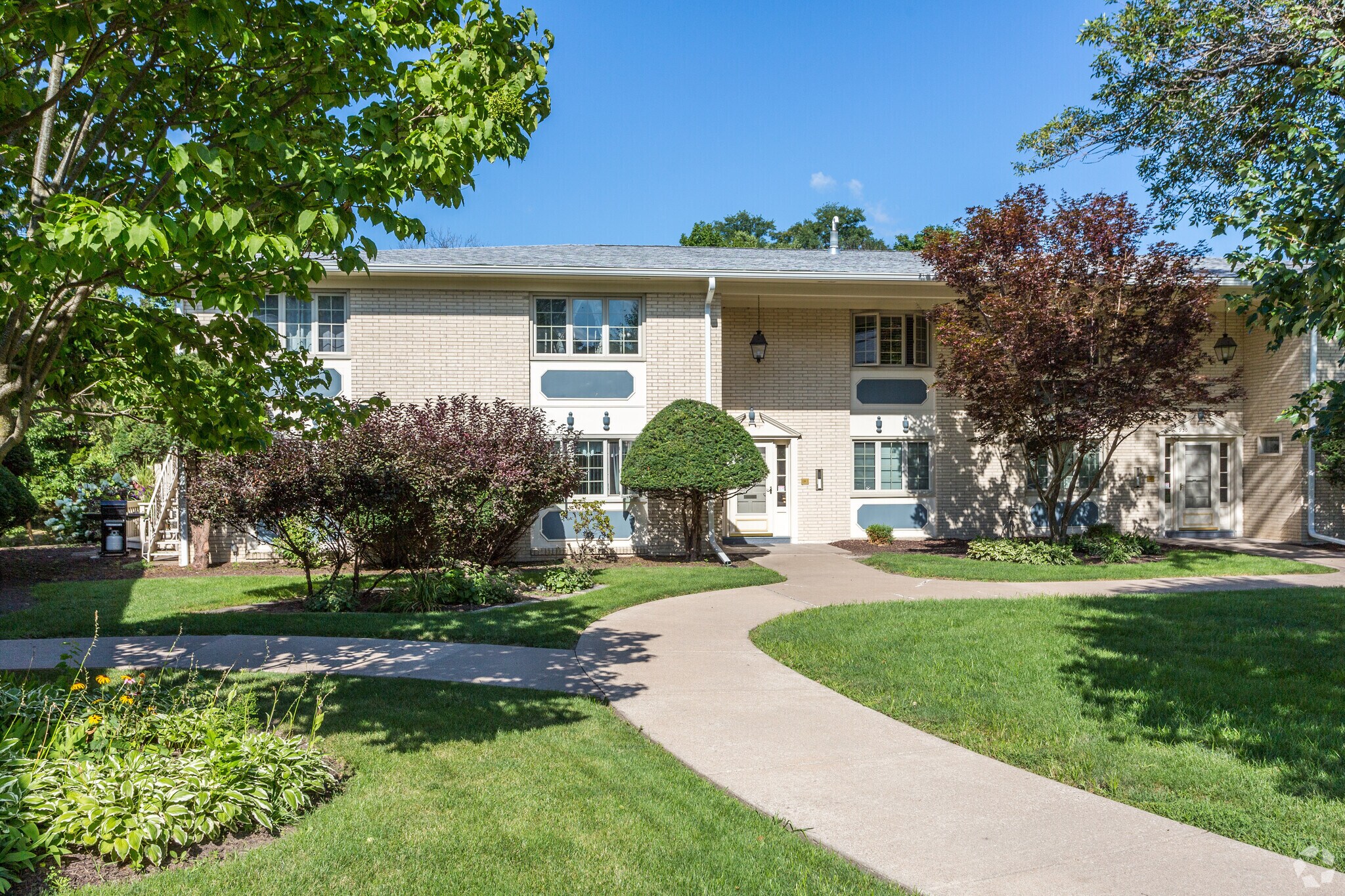 1718 9th Ave, Moline, IL à vendre Photo du bâtiment- Image 1 de 1