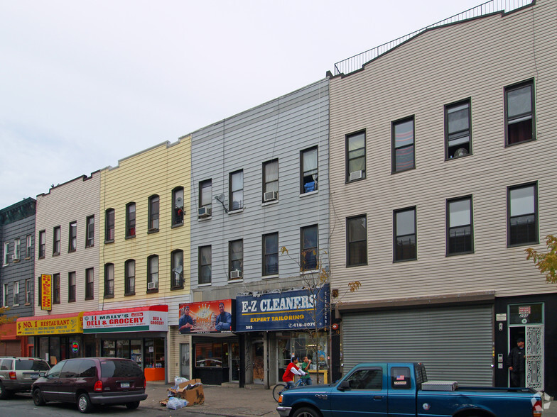 203 Knickerbocker Ave, Brooklyn, NY for sale - Primary Photo - Image 1 of 1