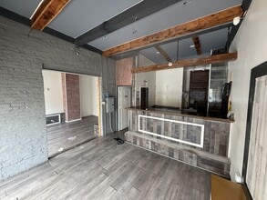 185 Howard Ave, Brooklyn, NY for lease Interior Photo- Image 2 of 7