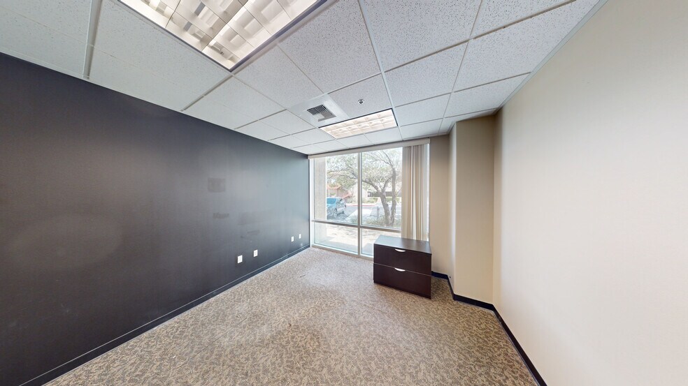 5550 Painted Mirage Rd, Las Vegas, NV à louer - Photo du bâtiment - Image 3 de 19