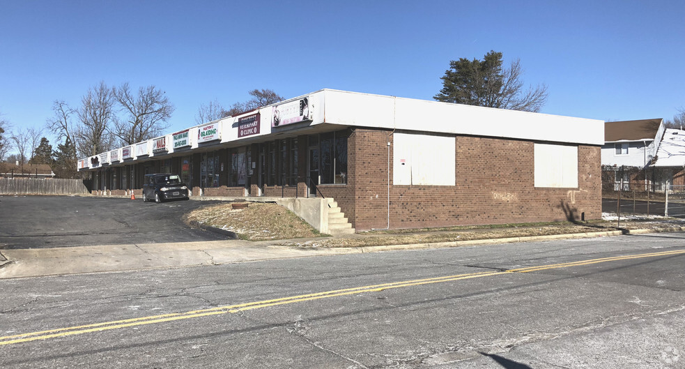 5432-5454 Marlboro Pike, District Heights, MD for sale - Primary Photo - Image 1 of 1