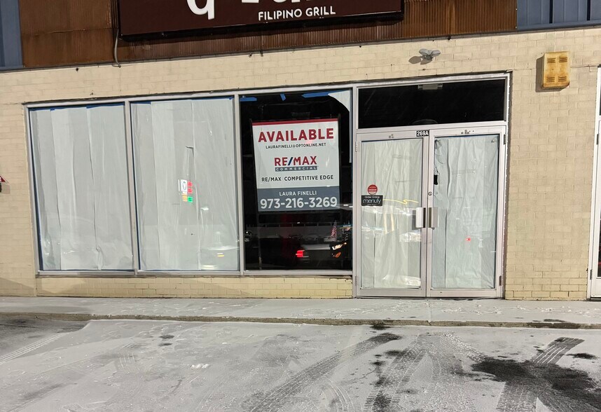 265-269 E Route 22, Green Brook, NJ à louer - Photo du bâtiment - Image 2 de 10