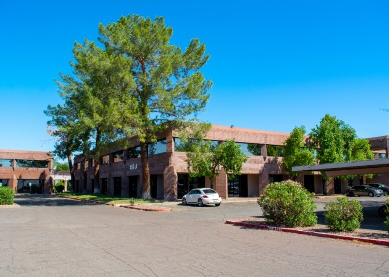 459 N Gilbert Rd, Gilbert, AZ à louer Photo du bâtiment- Image 1 de 10