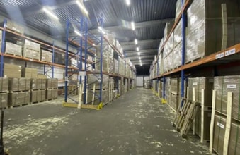 4 Avenue Johannes Gutenberg, Maurepas for lease Interior Photo- Image 2 of 8