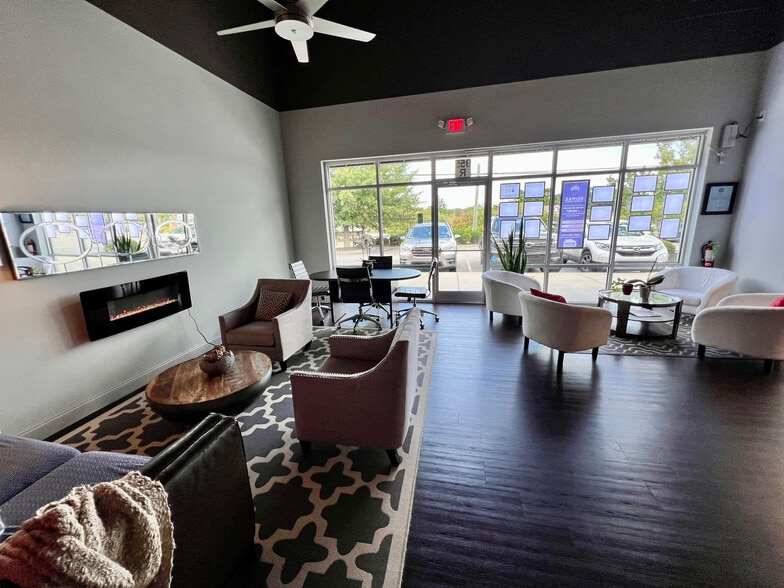 955 E Main St, Lexington, SC à louer - Photo intérieure - Image 3 de 13