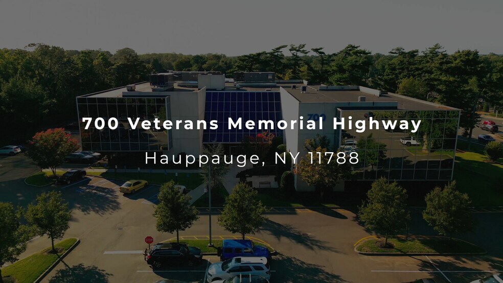 700 Veterans Memorial Hwy, Hauppauge, NY à louer - Vidéo sur l’inscription commerciale - Image 2 de 76
