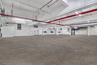 10 Broad St W, Fleetwood, NY à louer Photo intérieure- Image 2 de 5