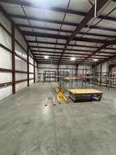 1385 Barker Rd, Hood River, OR for lease Interior Photo- Image 2 of 5