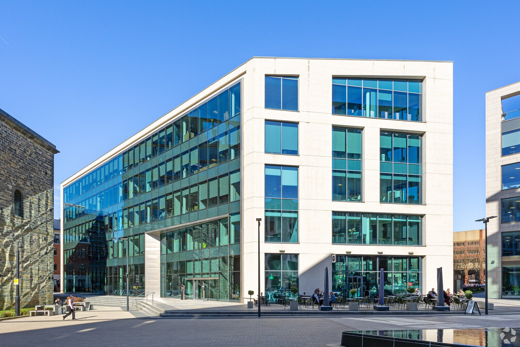 10 Wellington Pl, Leeds à louer Photo du bâtiment- Image 1 de 7