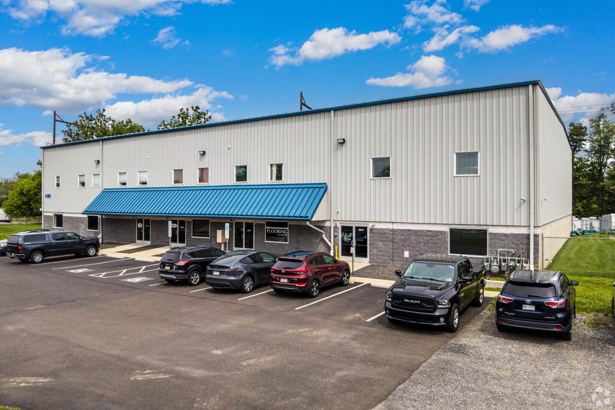 480 State Rd, Bensalem, PA à louer Photo du bâtiment- Image 1 de 10