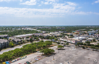 8111 Mainland Rd, San Antonio, TX - Aérien  Vue de la carte - Image1