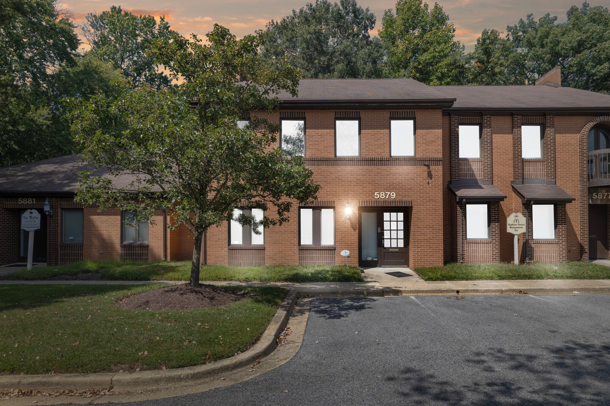 5875-5881 Allentown Rd, Suitland, MD à vendre Photo du bâtiment- Image 1 de 45