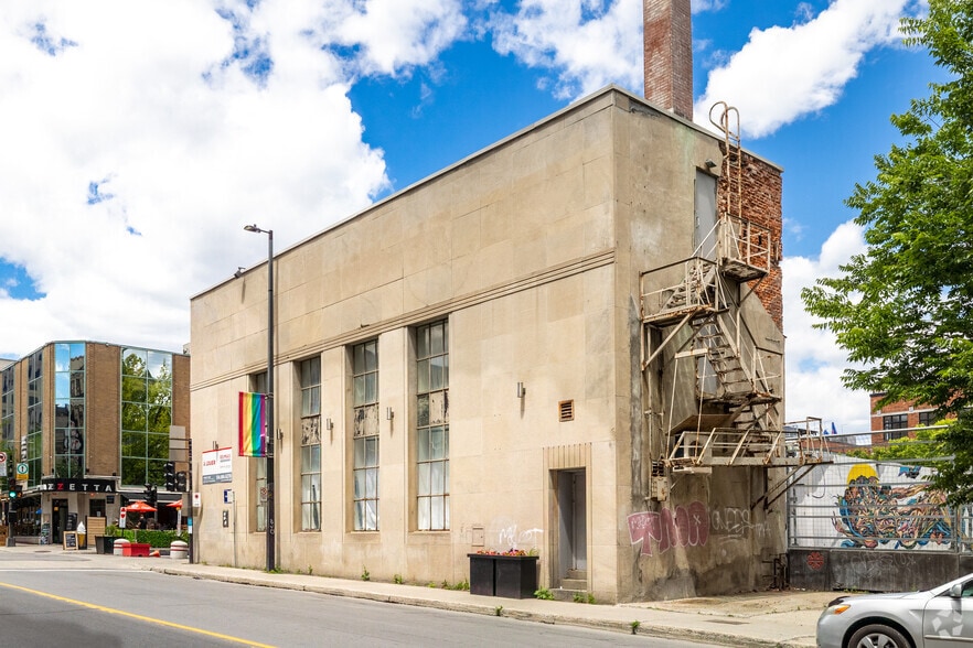 1100 Rue Sainte-Catherine E, Montréal, QC for lease - Building Photo - Image 2 of 11