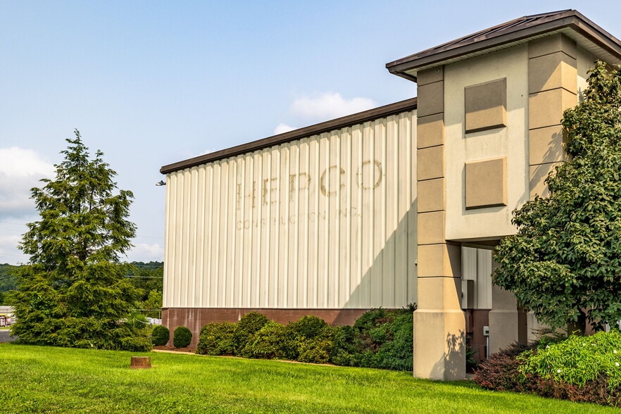 62 H and S Dr, Selinsgrove, PA for sale - Building Photo - Image 3 of 29