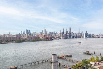 10 Grand St, Brooklyn, NY for lease Interior Photo- Image 1 of 13