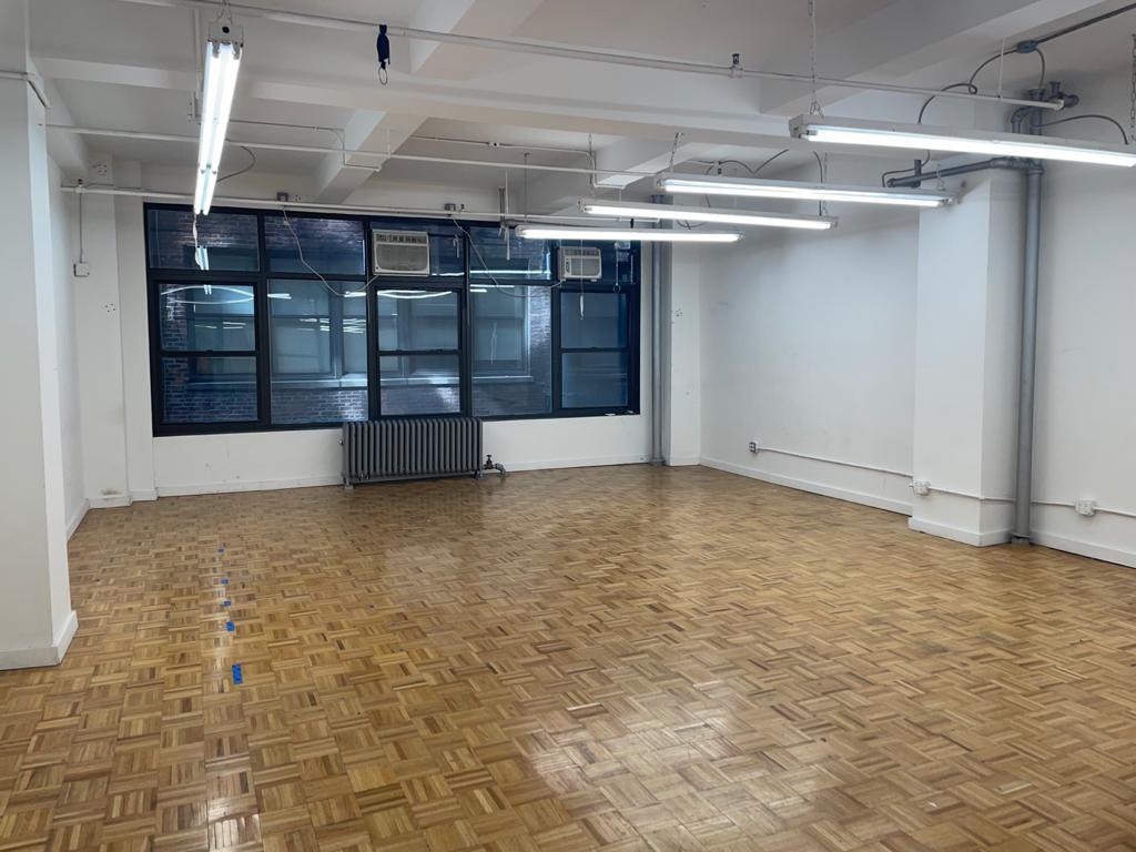 262 W 38th St, New York, NY for lease Interior Photo- Image 1 of 1