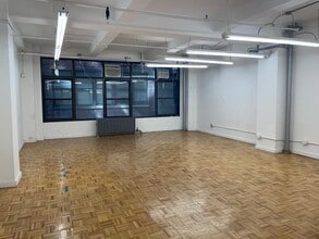262 W 38th St, New York, NY for lease Interior Photo- Image 1 of 1