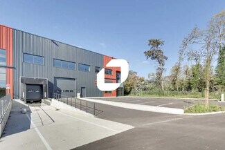 Plus de détails pour Bureau, Local d'activités à louer