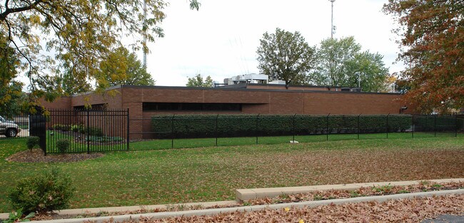 Plus de détails pour 3910 South Ave, Youngstown, OH - Industriel à louer