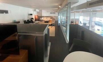 8800 Wilshire Blvd, Beverly Hills, CA for lease Building Photo- Image 2 of 3