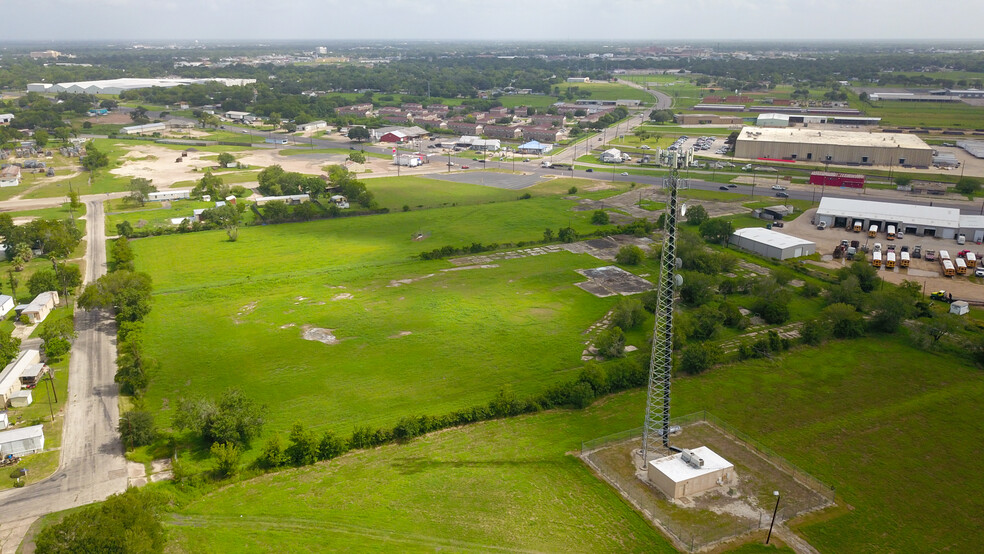 2608 PlainView St, Victoria, TX for sale - Building Photo - Image 2 of 13