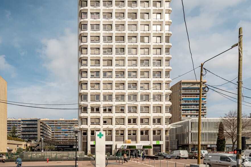 65 Avenue Jules Cantini, Marseille for lease - Building Photo - Image 3 of 6