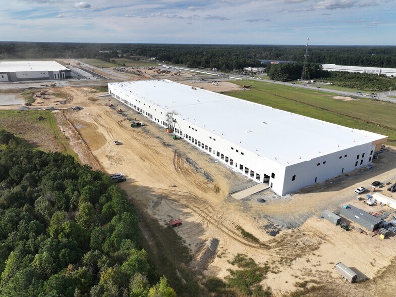 2925 Pruden Blvd, Suffolk, VA for lease - Building Photo - Image 3 of 9