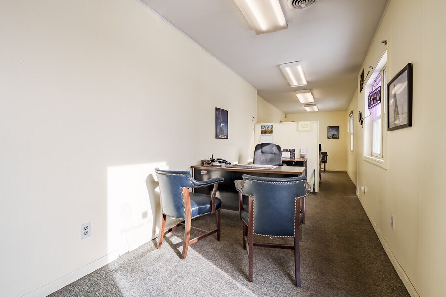 8720 Shaver Rd, Portage, MI for sale - Building Photo - Image 2 of 19