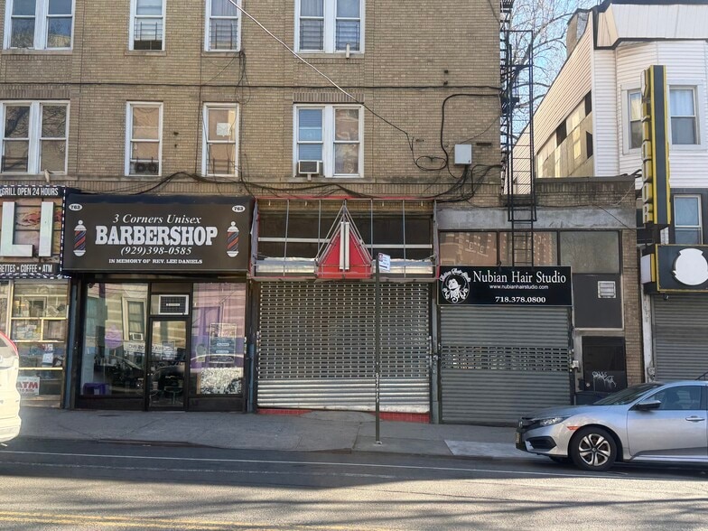 757 E 169th St, Bronx, NY for lease - Building Photo - Image 2 of 6