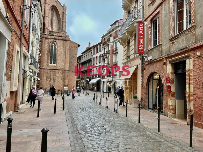 Retail in Toulouse for lease - Building Photo - Image 1 of 7