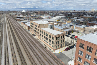 1900 W Kinzie St, Chicago, IL - AERIAL  map view