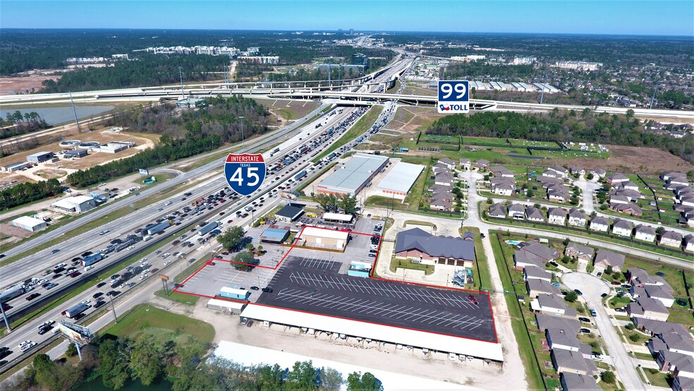22318 Interstate 45, Spring, TX à louer - Photo du bâtiment - Image 1 de 16