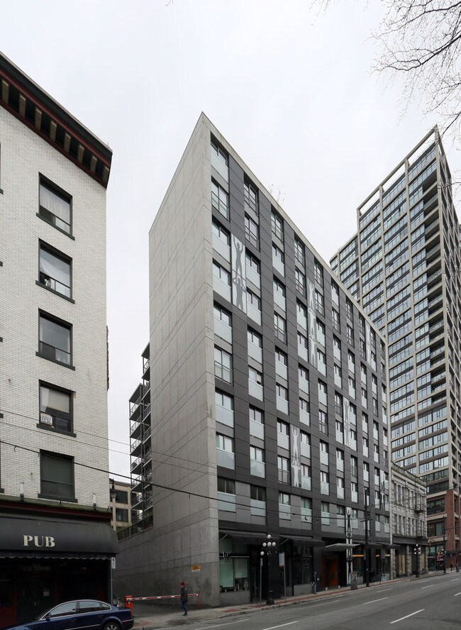 Plus de détails pour 60-66 W Cordova St, Vancouver, BC - Commerce de détail à louer