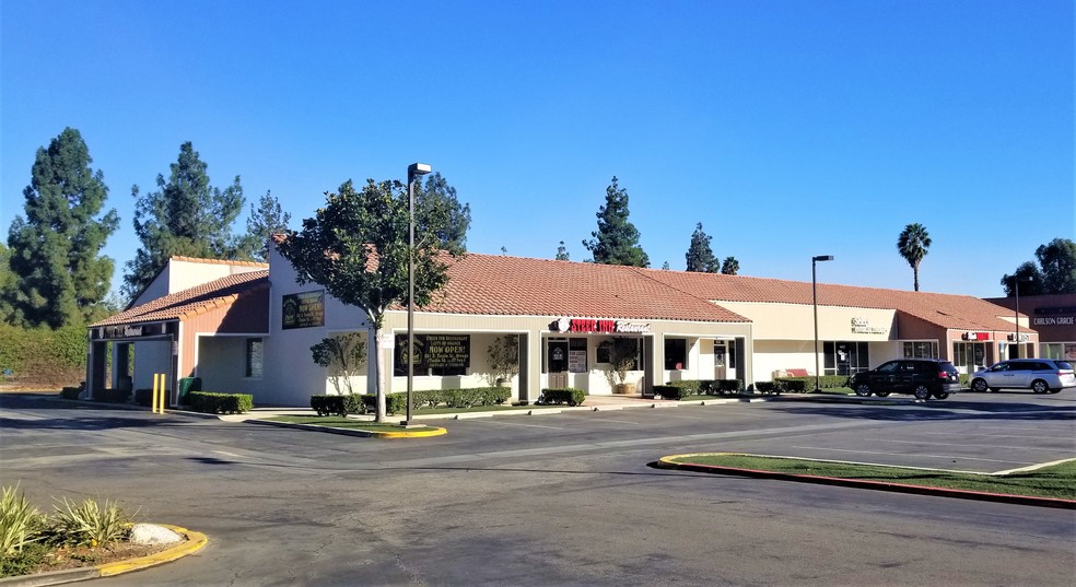 408-444 S Lakeview Ave, Anaheim Hills, CA for lease - Building Photo - Image 2 of 14