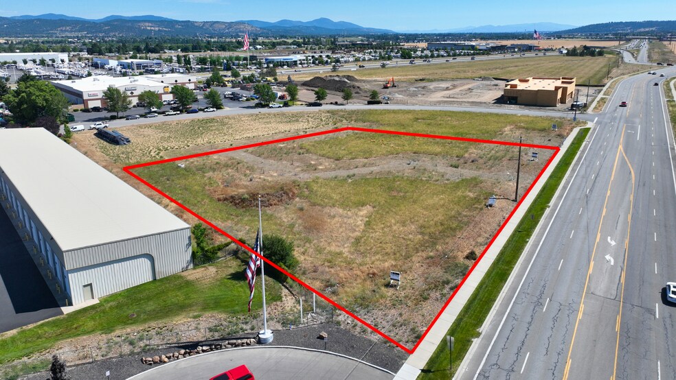 19531 E Appleway Ave, Liberty Lake, WA à vendre - Photo du bâtiment - Image 3 de 28