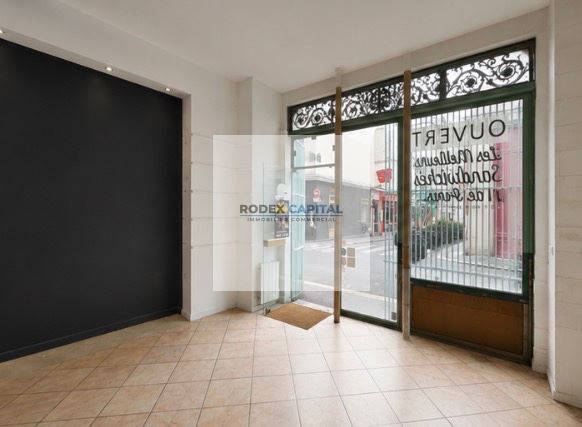 Retail in Paris for lease - Lobby - Image 2 of 3
