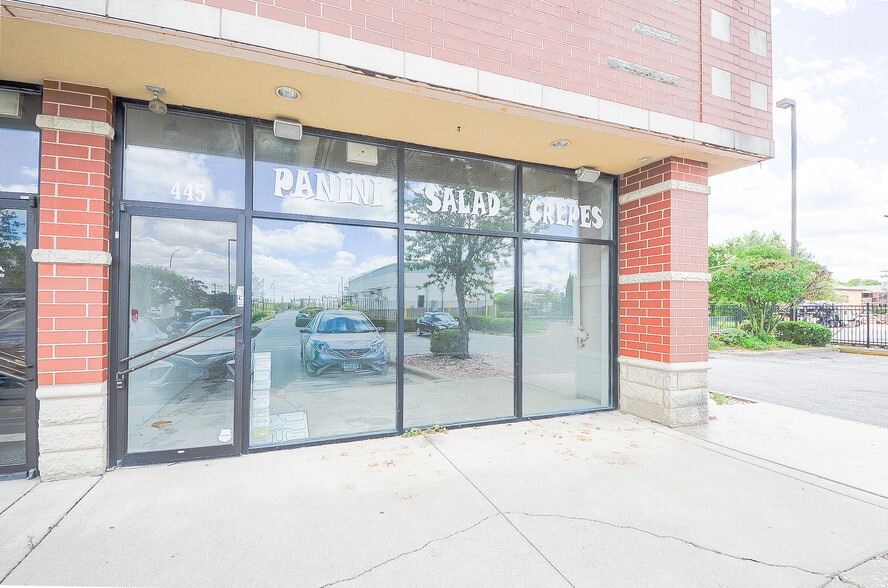 425-445 Lake St, Addison, IL for lease - Building Photo - Image 3 of 11