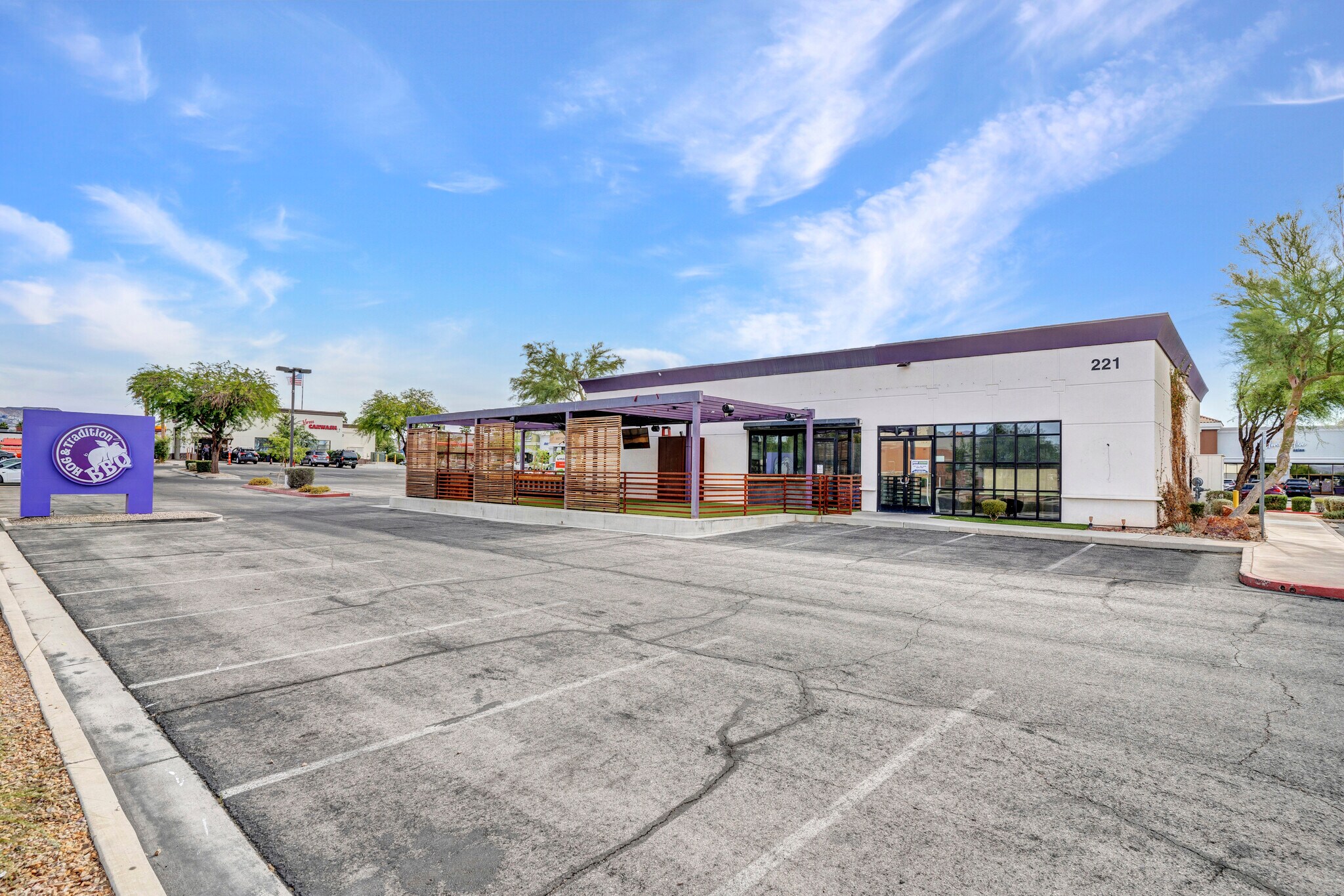 221 N Stephanie St, Henderson, NV à louer Photo du bâtiment- Image 1 de 8