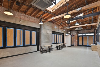 3716 Eagle Rock Blvd, Los Angeles, CA for lease Interior Photo- Image 2 of 10